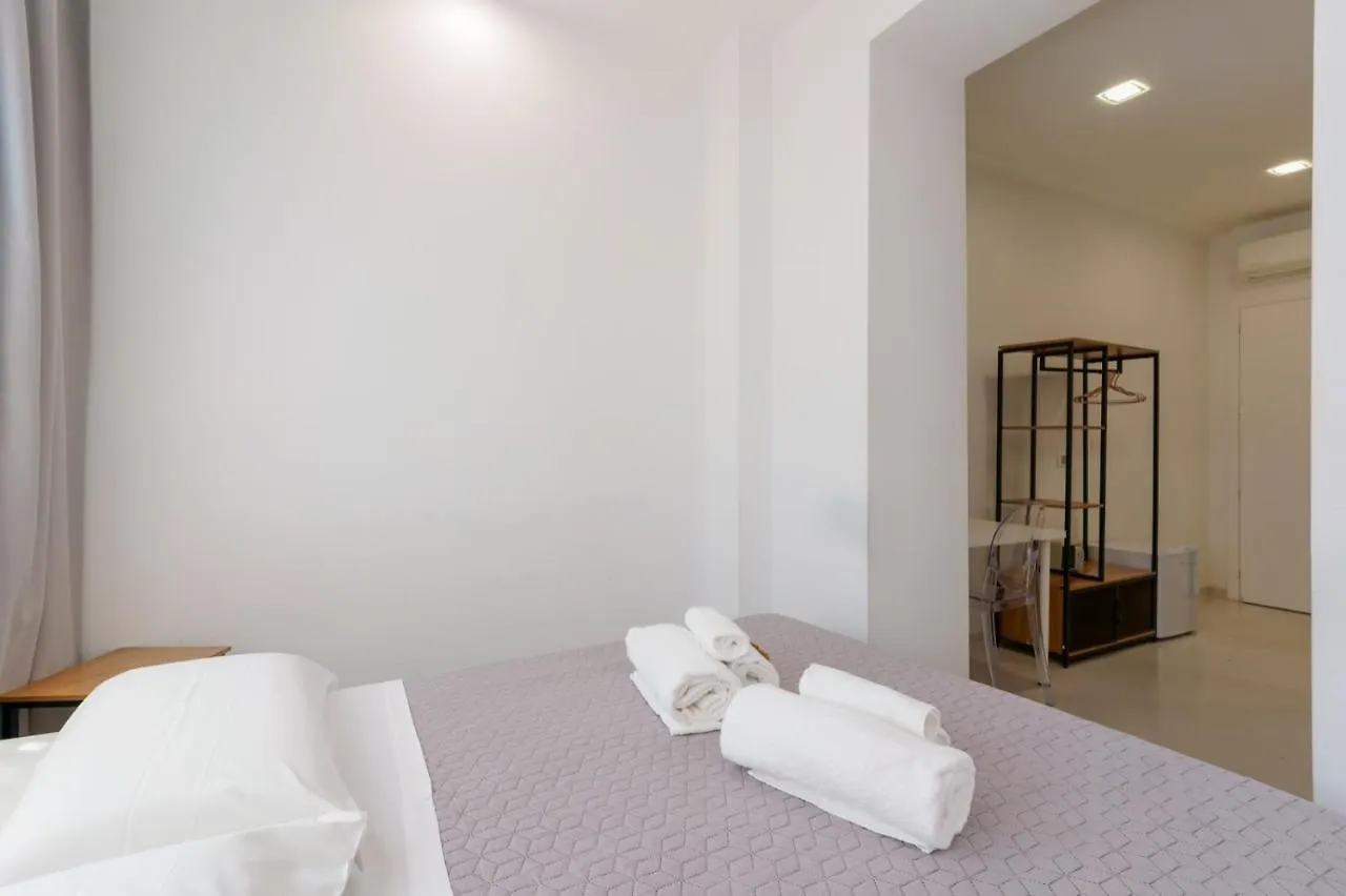 Lumiere Rooms - Eja Sardinia Cagliari