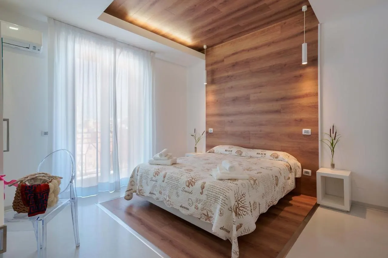 Lumiere Rooms - Eja Sardinia Cagliari Italia